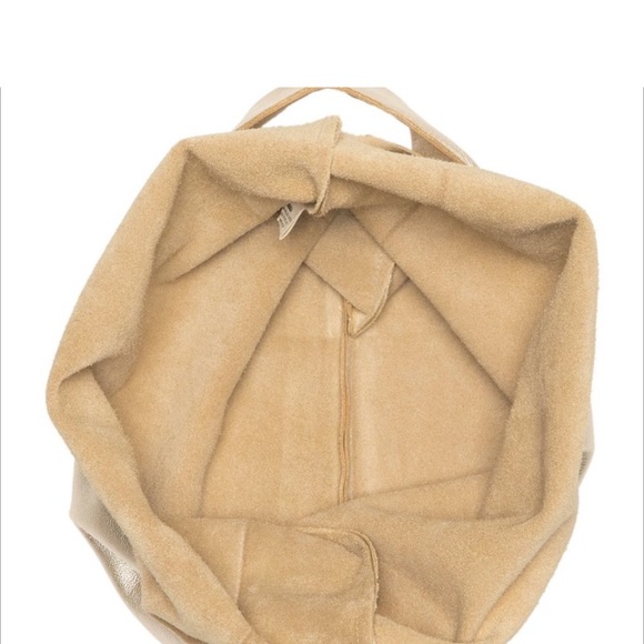 Baggu extra large soft gold leather tote bag - Picture 4 of 7